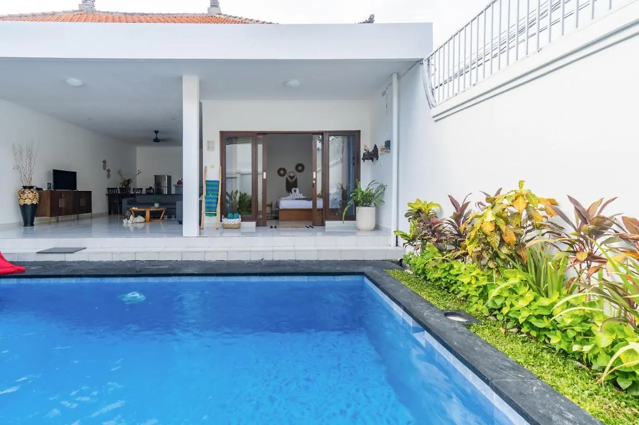 Casa Jinah 2 I Simply Modern Twin Villas Seminyak  0*, Seminyak (Bali)